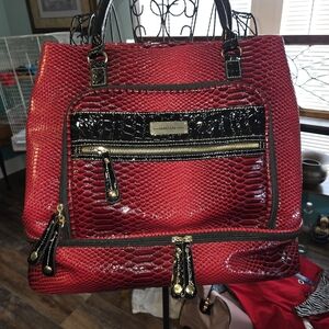 SAMANTHA BROWN - TOTE- Weekender - elegant Red and Black Croc Embossed Gold